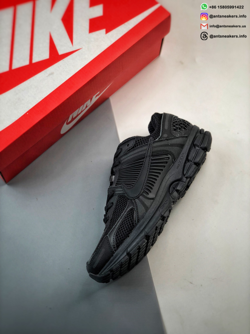 Nike Air Zoom Vomero 5 'Triple Black' BV1358-003