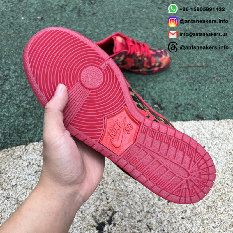 The Wizard of Oz x Nike Dunk Low SB 'Poppy Field' FZ1291-600