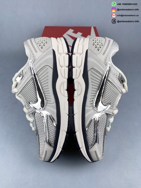 Wmns Nike Air Zoom Vomero 5 'Photon Dust Metallic Silver' FD0884-025 - Image 6