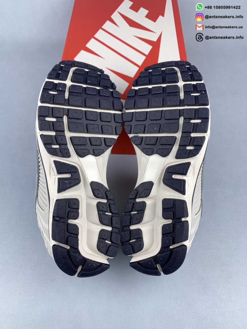 Wmns Nike Air Zoom Vomero 5 'Photon Dust Metallic Silver' FD0884-025