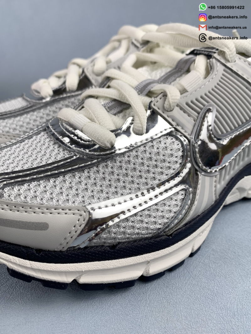 Wmns Nike Air Zoom Vomero 5 'Photon Dust Metallic Silver' FD0884-025