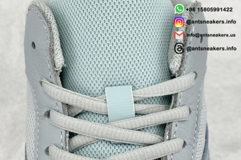 Yeezy Boost 700 'Inertia' EG7597