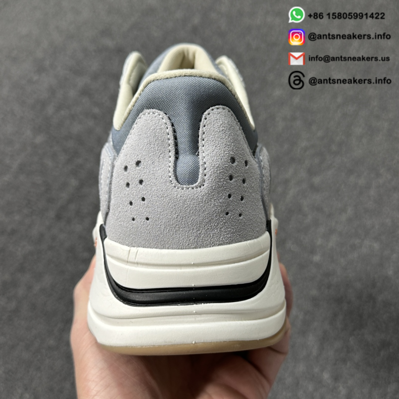 Yeezy Boost 700 'Magnet' FV9922