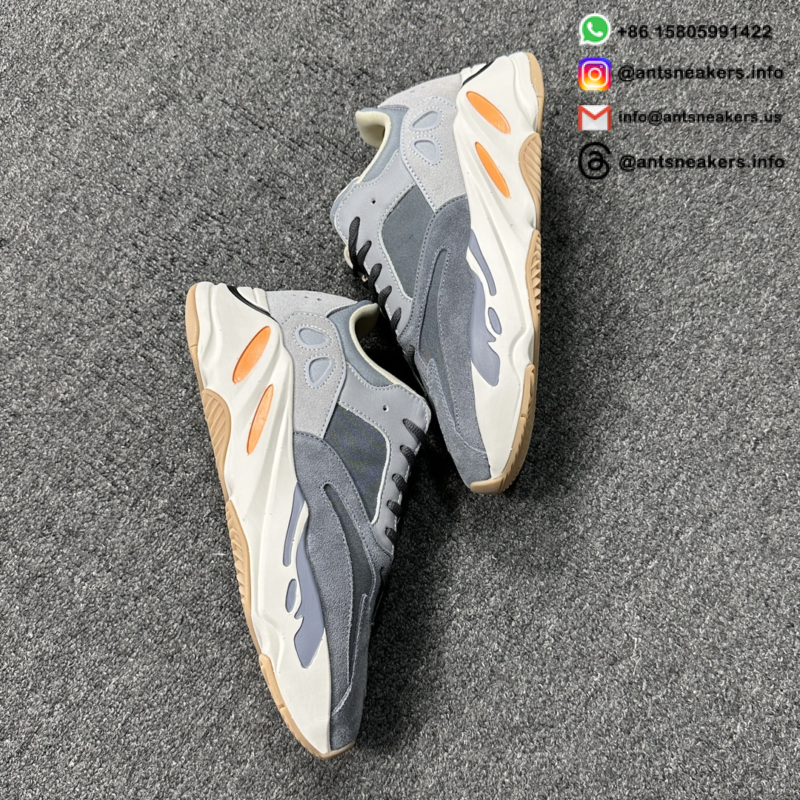 Yeezy Boost 700 'Magnet' FV9922