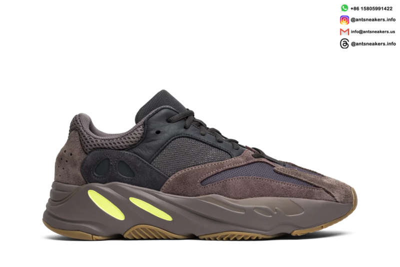 Yeezy Boost 700 'Mauve' EE9614