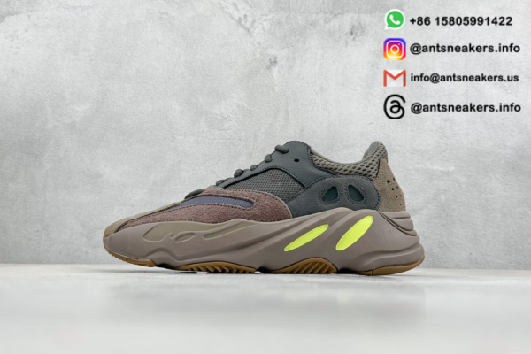 Yeezy Boost 700 'Mauve' EE9614 - Image 2