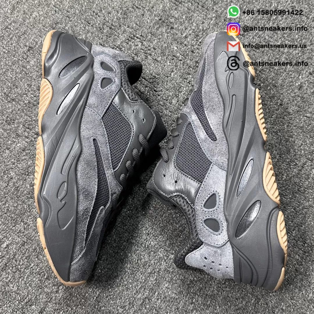 Yeezy Boost 700 'Utility Black' 2023 FV5304-23