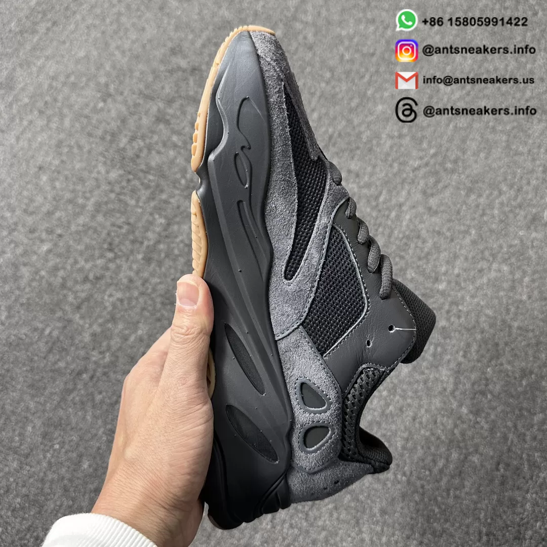Yeezy Boost 700 'Utility Black' 2023 FV5304-23