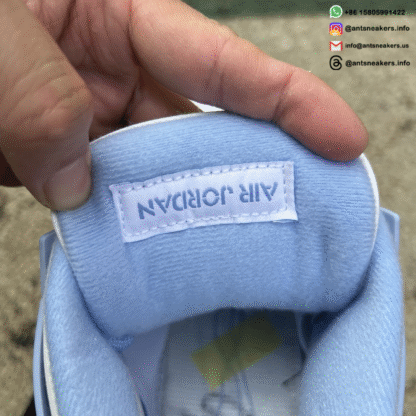 Wmns Air Jordan 4 Retro 'Forget Me Not' HV0823-100 - Image 12