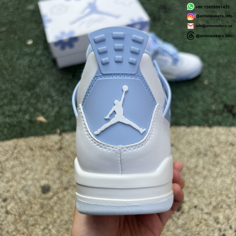 Wmns Air Jordan 4 Retro 'Forget Me Not' HV0823-100