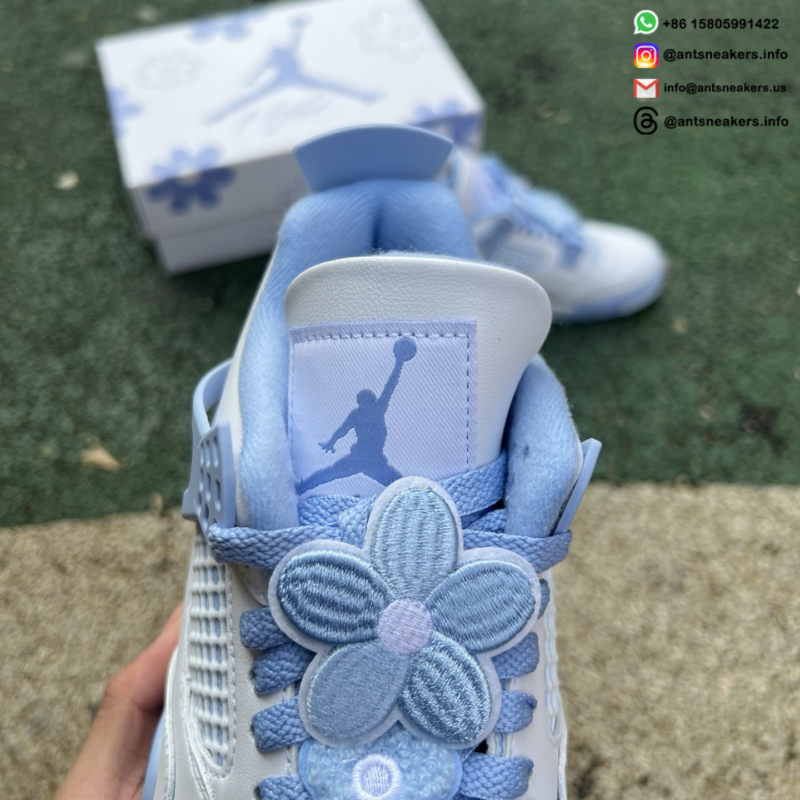 Wmns Air Jordan 4 Retro 'Forget Me Not' HV0823-100