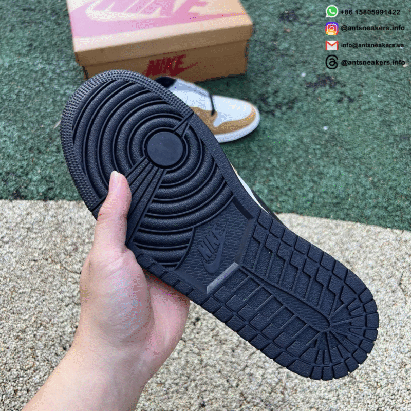 Air Jordan 1 Retro Low OG 'Rookie of the Year' CZ0790-107