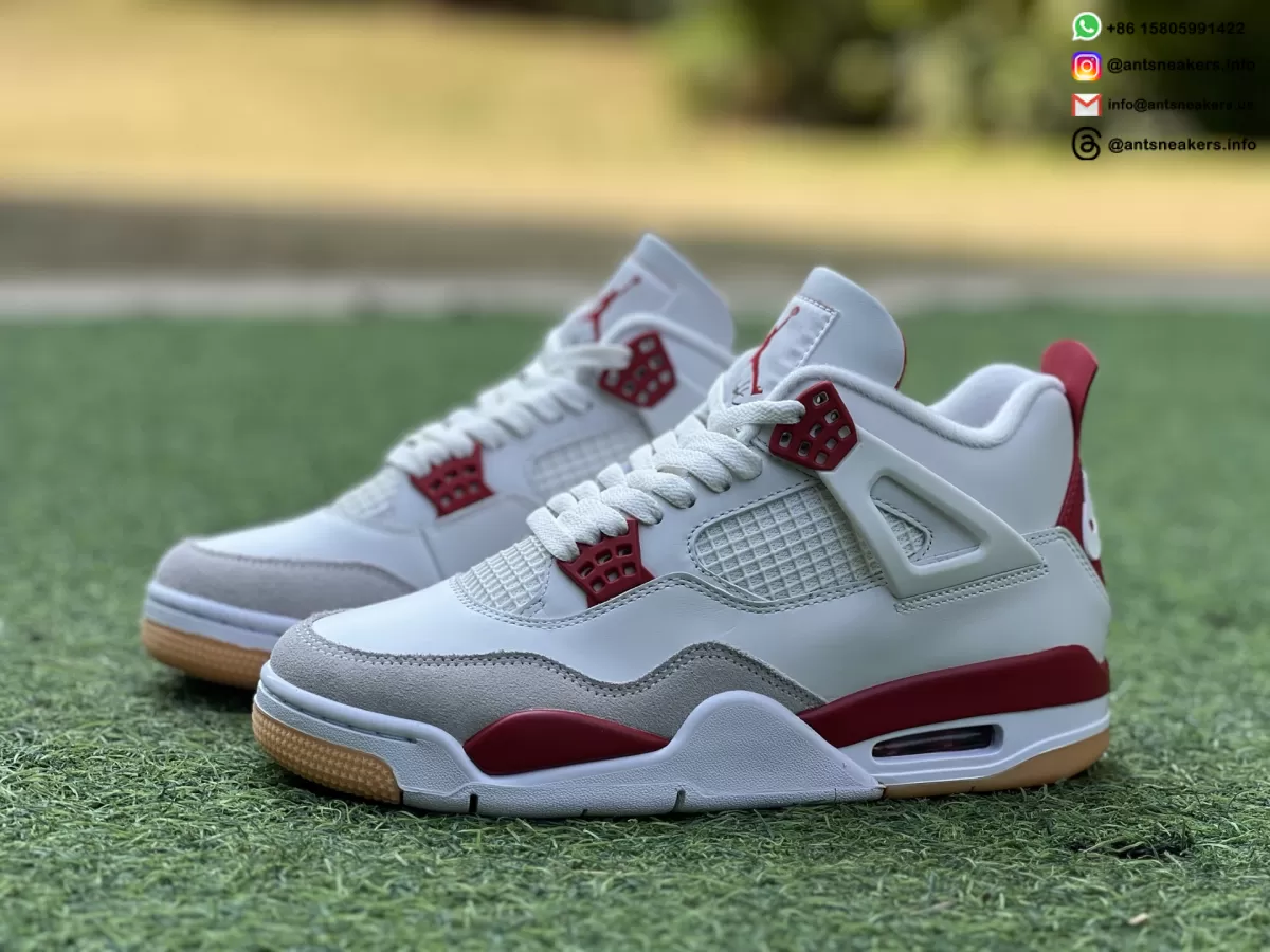 Nike SB x Air Jordan 4 Retro SP 'Varsity Red' Friends & Family DR5415-106
