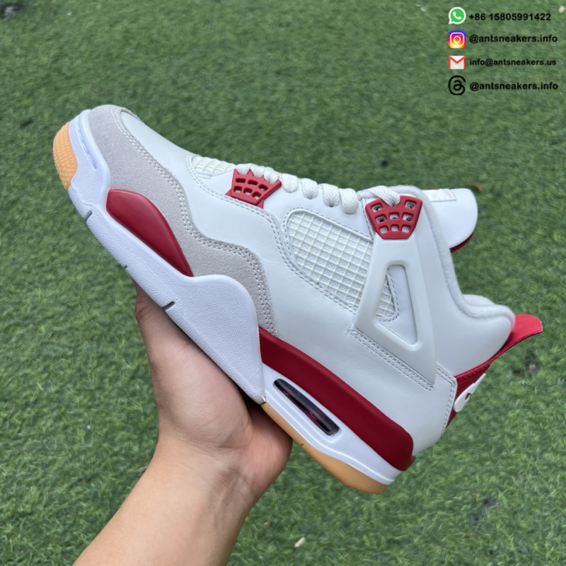 Nike SB x Air Jordan 4 Retro SP 'Varsity Red' Friends & Family DR5415-106