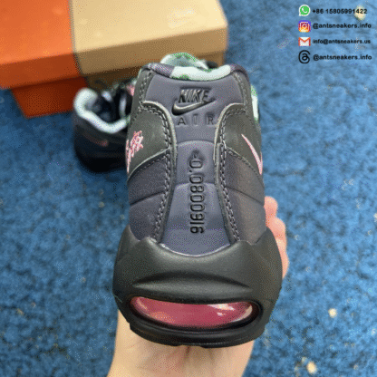 Corteiz x Air Max 95 SP 'Rules the World - Pink Beam' FB2709-001 - Image 9
