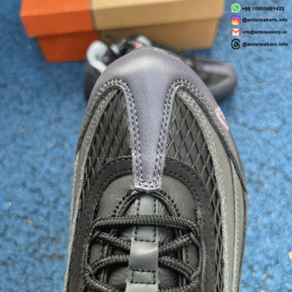 Corteiz x Air Max 95 SP 'Rules the World - Pink Beam' FB2709-001 - Image 5