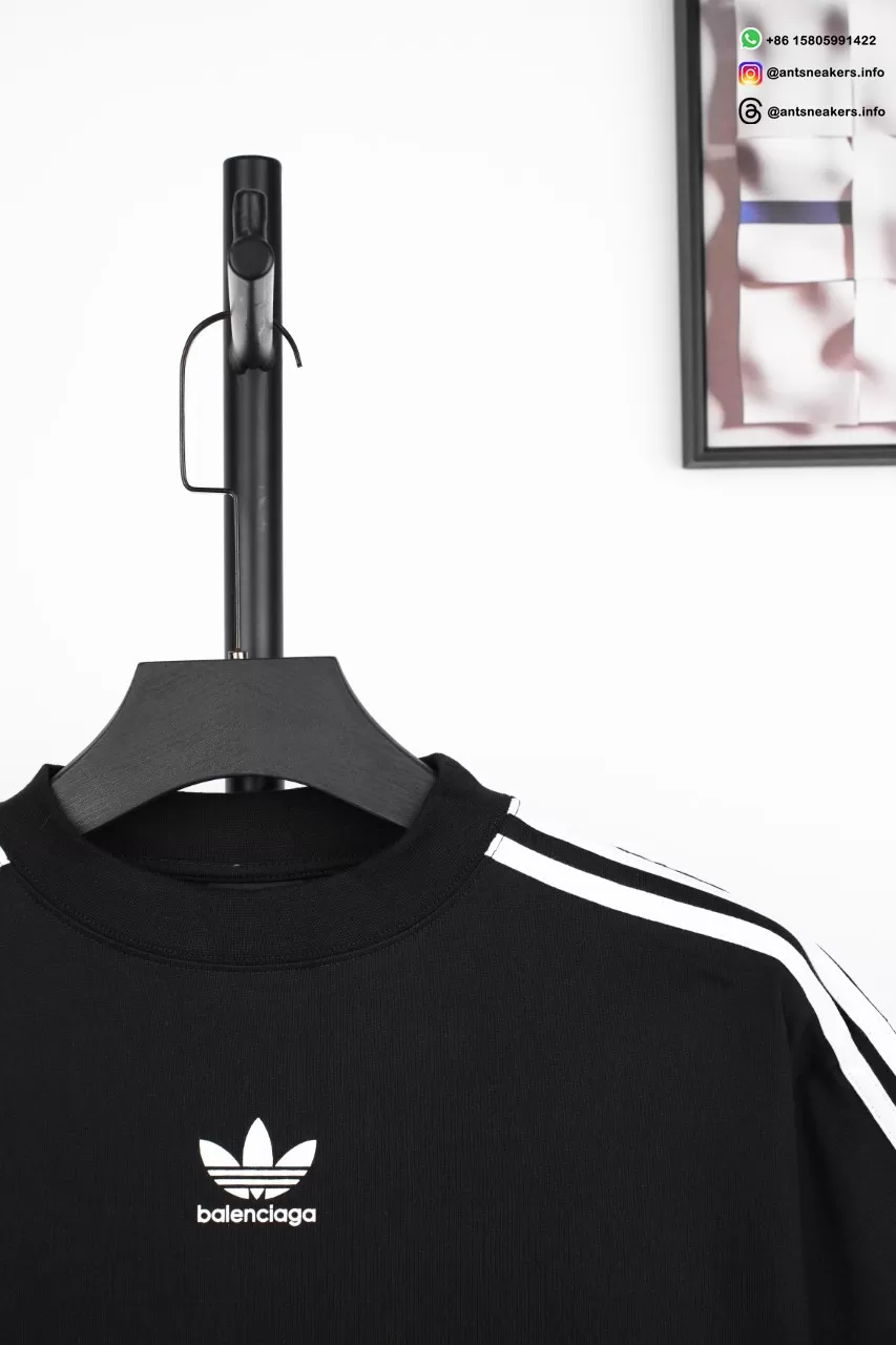 BALENCIAGA Trefoil Co-branded Short Sleeve T-Shirt Black