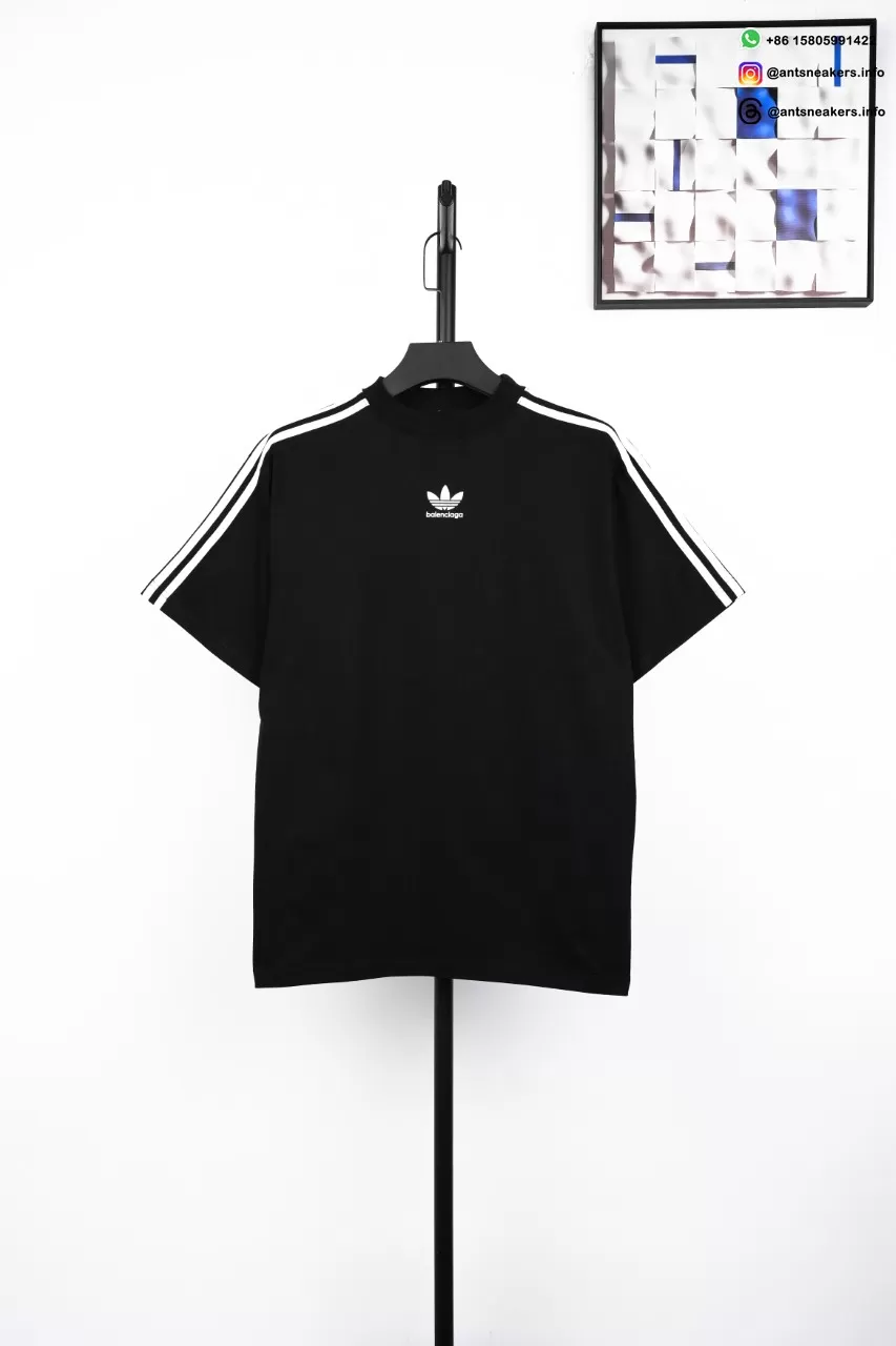 BALENCIAGA Trefoil Co-branded Short Sleeve T-Shirt Black