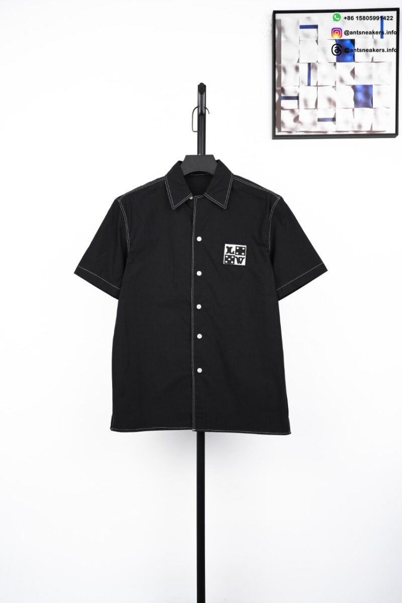 LOUIS VUITTON Badge Short Sleeve Shirt Black