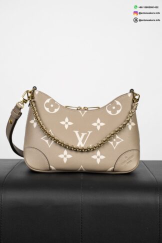 Louis Vuitton Boulogne PM Dove/Cream M13224