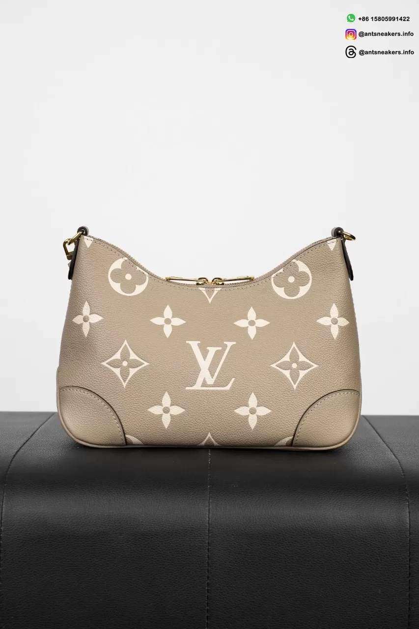 Louis Vuitton Boulogne PM Dove/Cream M13224 Chain Handbag