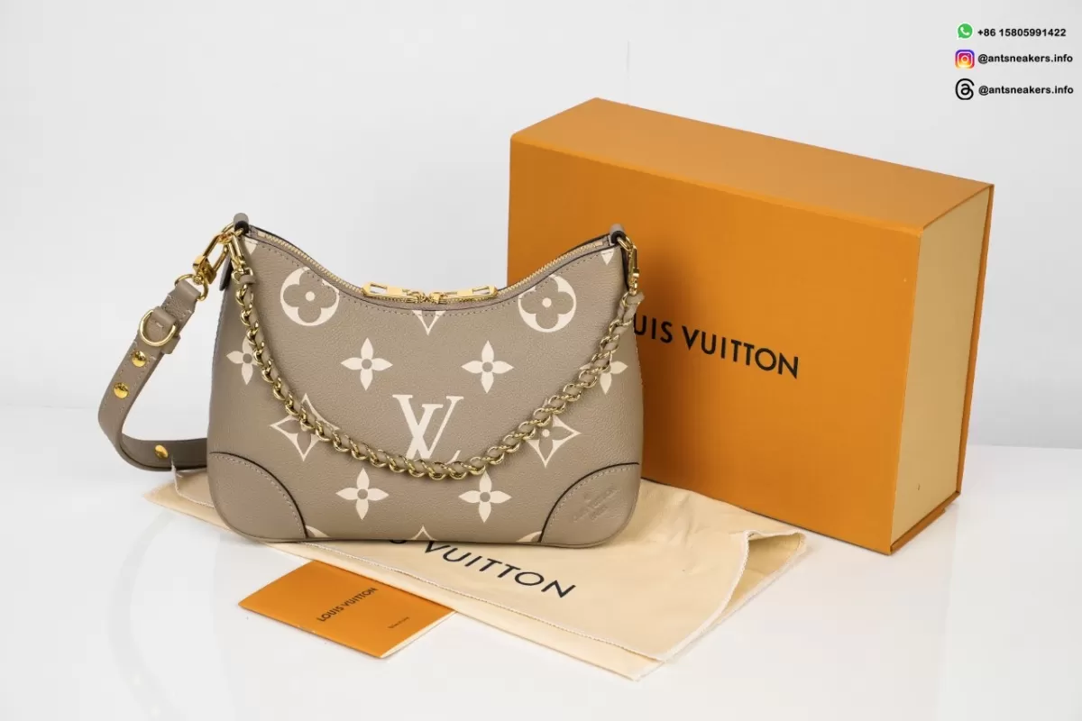 Louis Vuitton Boulogne PM Dove/Cream M13224 Chain Handbag