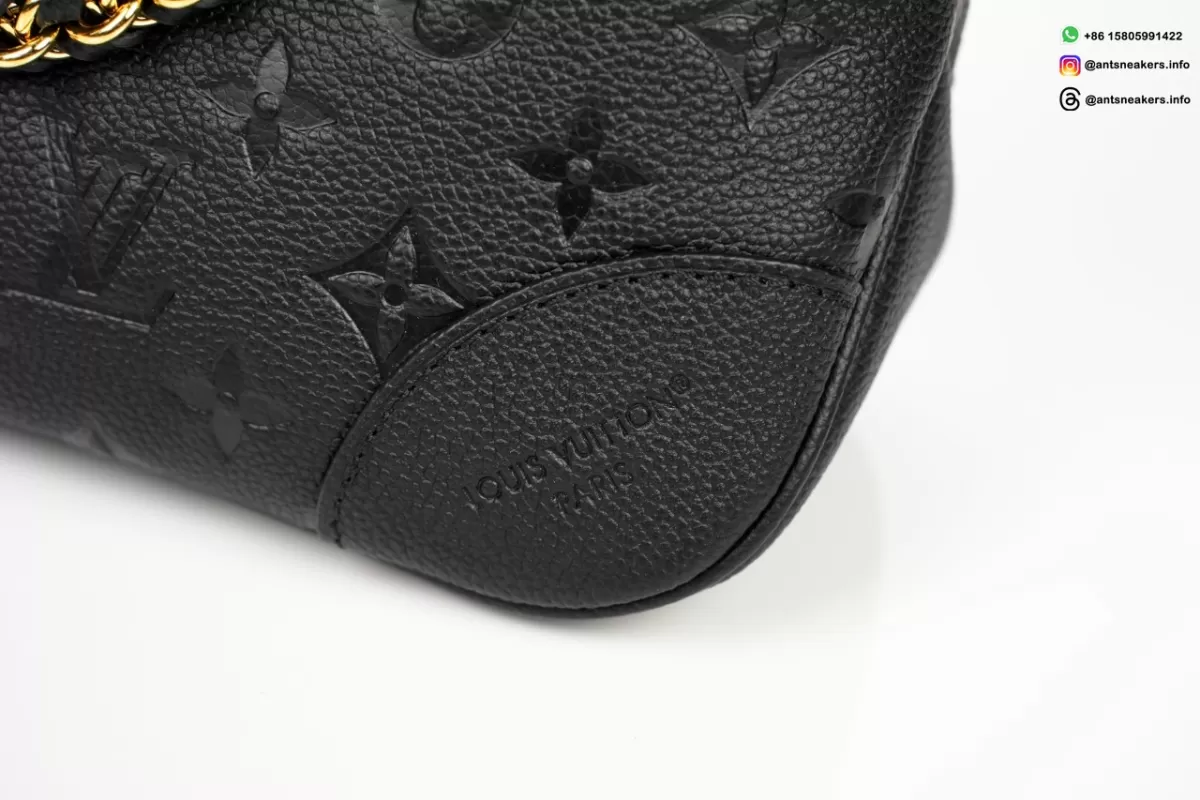 Louis Vuitton Boulogne PM M12930 Chain Handbag
