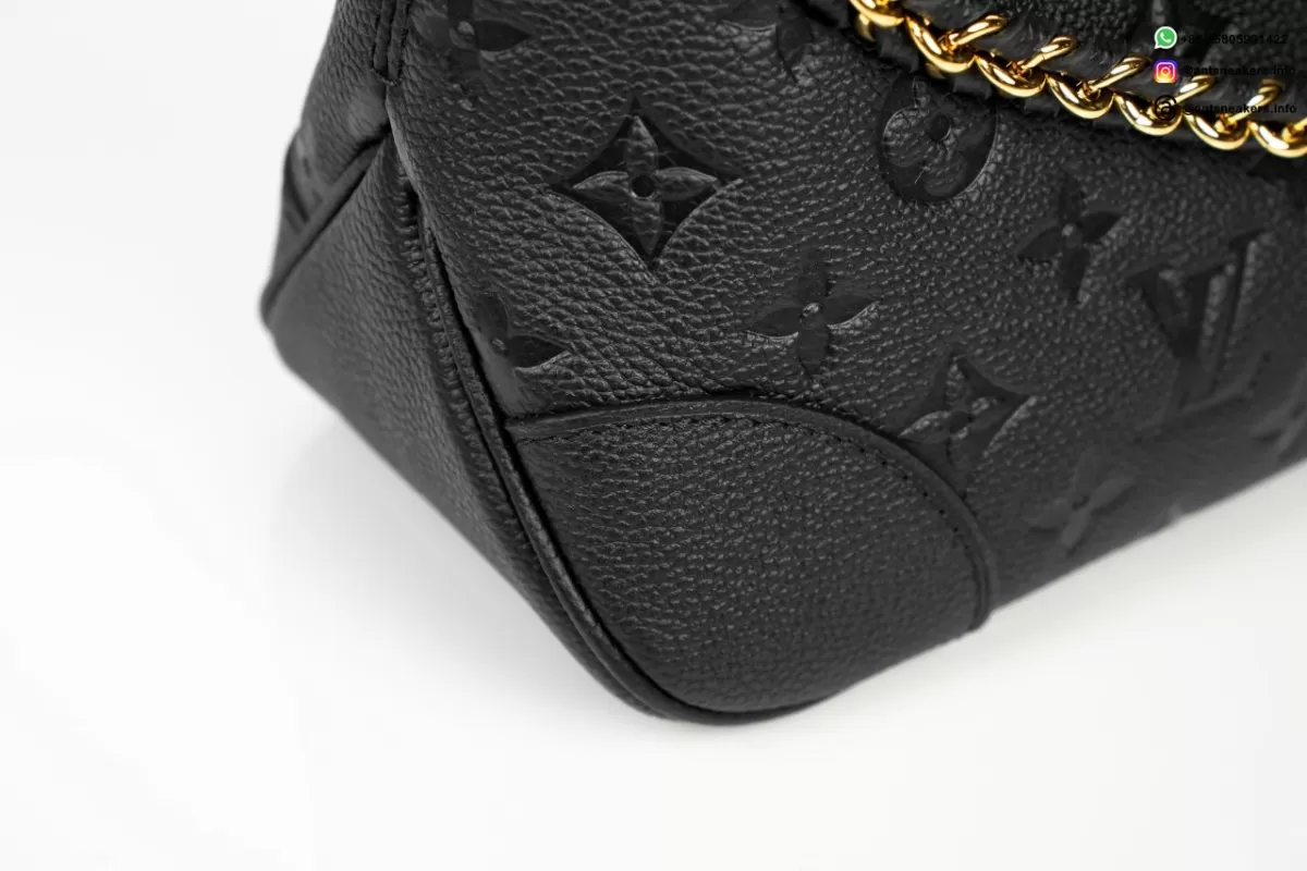 Louis Vuitton Boulogne PM M12930 Chain Handbag