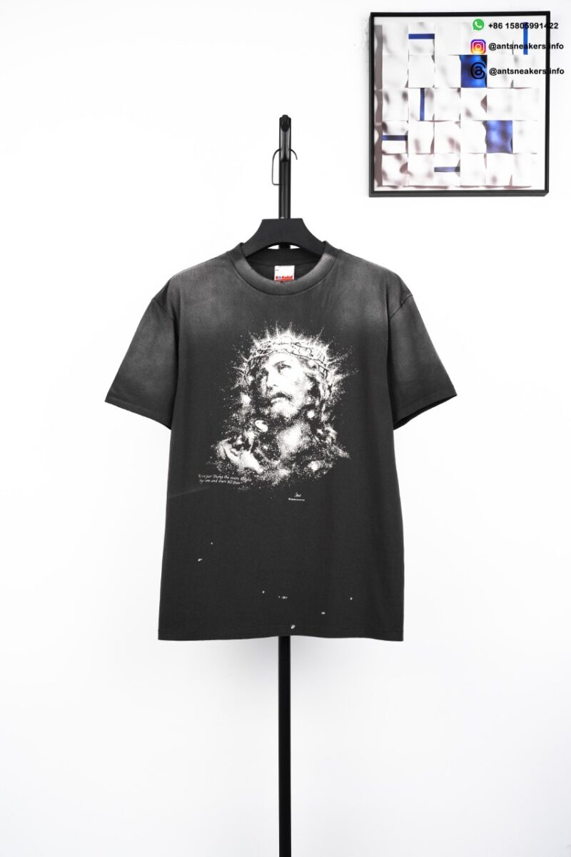 SAINT MICHAEL Luminous Crown of Thorns Jesus Print T-Shirt Black