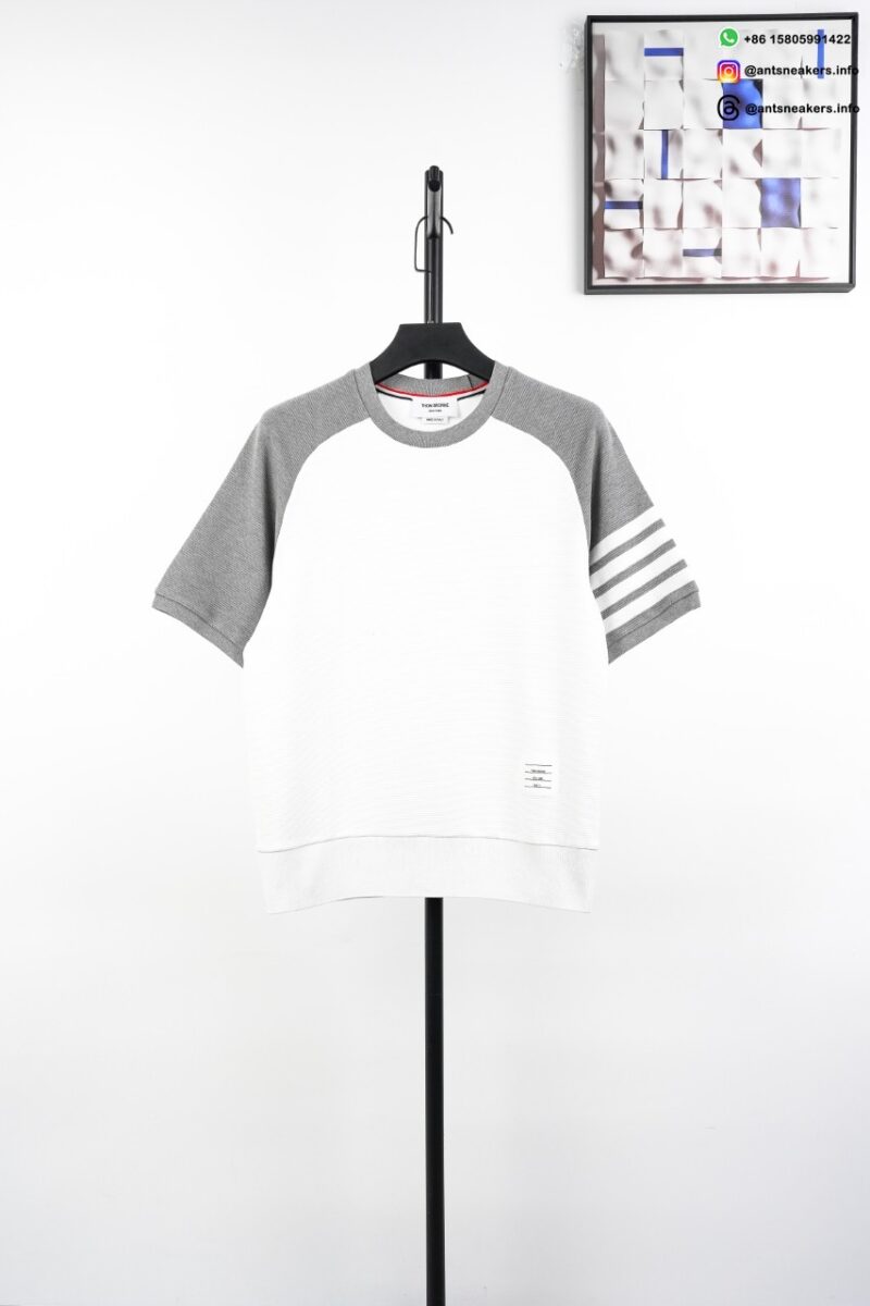 THOM BROWNE Wave Pattern Crew Neck Short Sleeve