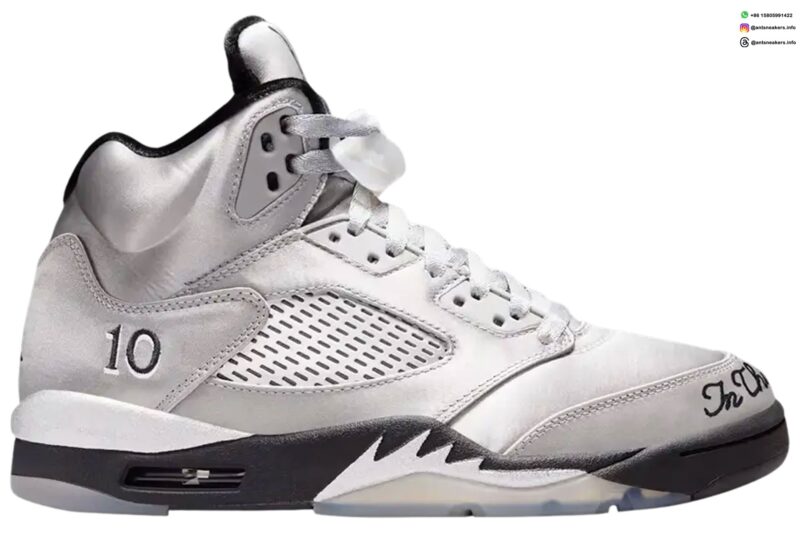 Wmns Air Jordan 5 Retro 'Wings' IO2038-001