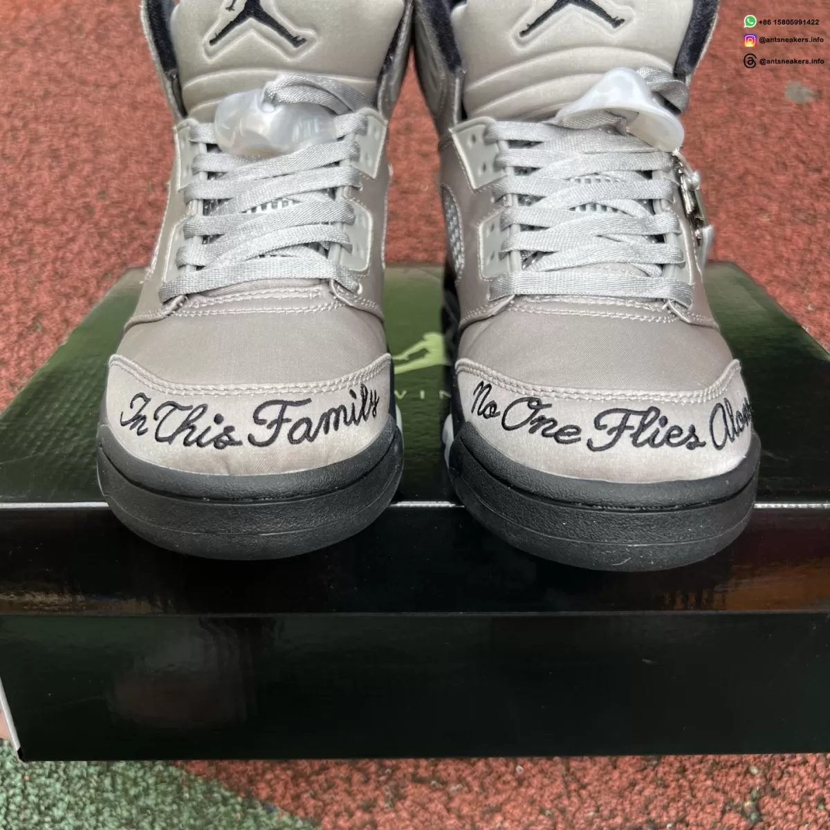 Wmns Air Jordan 5 Retro 'Wings' IO2038-001