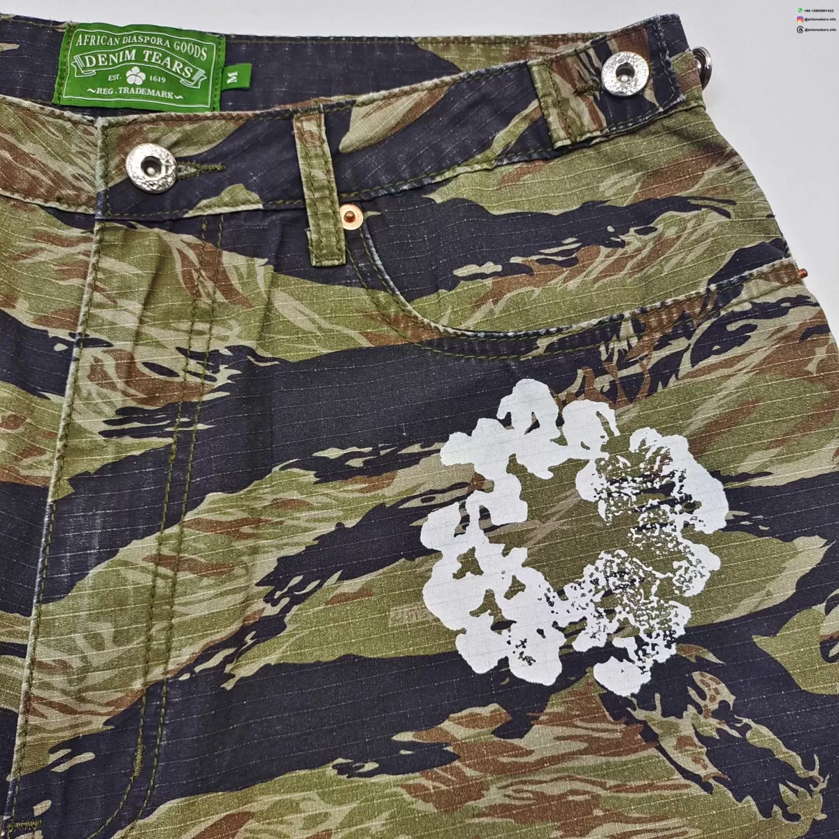 DENIM TEARS Camouflage Cotton Floral Work Shorts