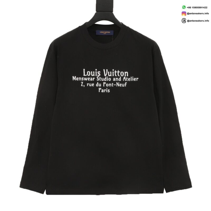 Louis Vuitton Runway Logo Print Long Sleeve T-Shirt – Black