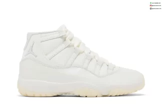 Wmns Air Jordan 11 Retro 'Pearl / Grand Finale' AR0715-110