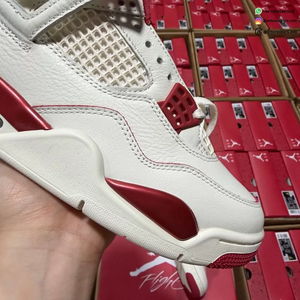 Wmns Air Jordan 4 Retro 'Valentine's Day' HV0823-108