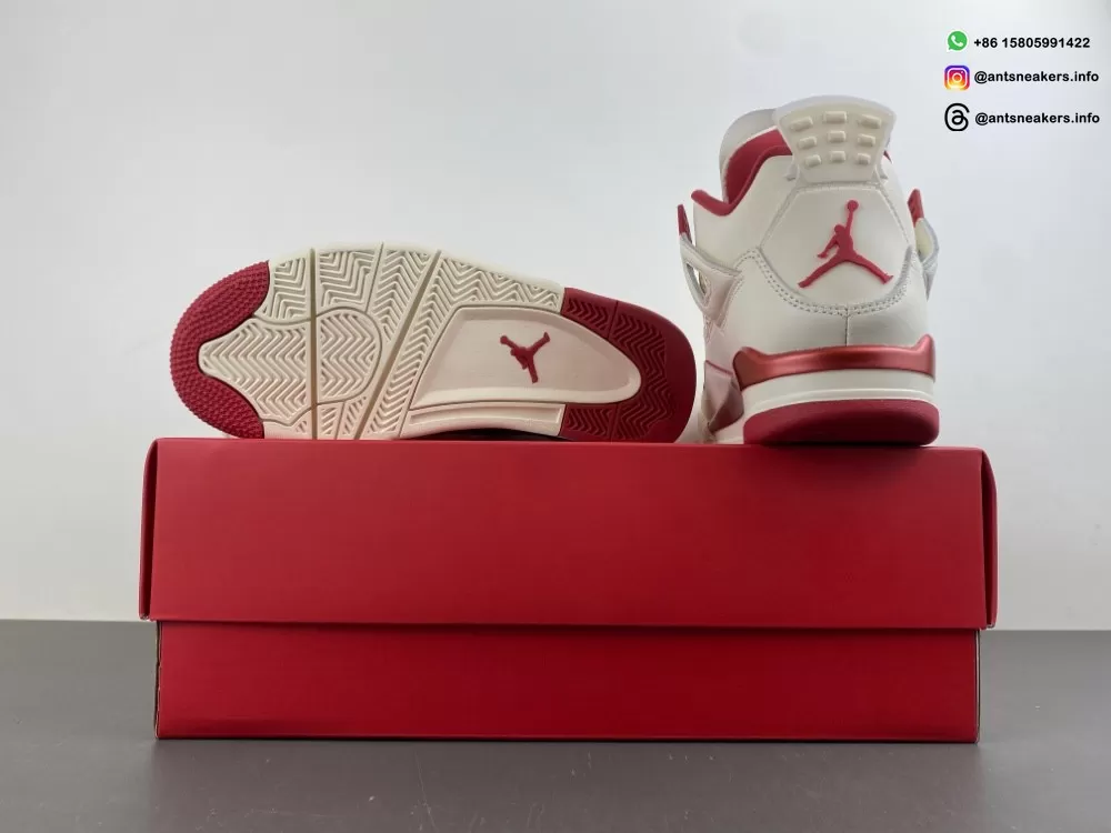 Wmns Air Jordan 4 Retro 'Valentine's Day' HV0823-108