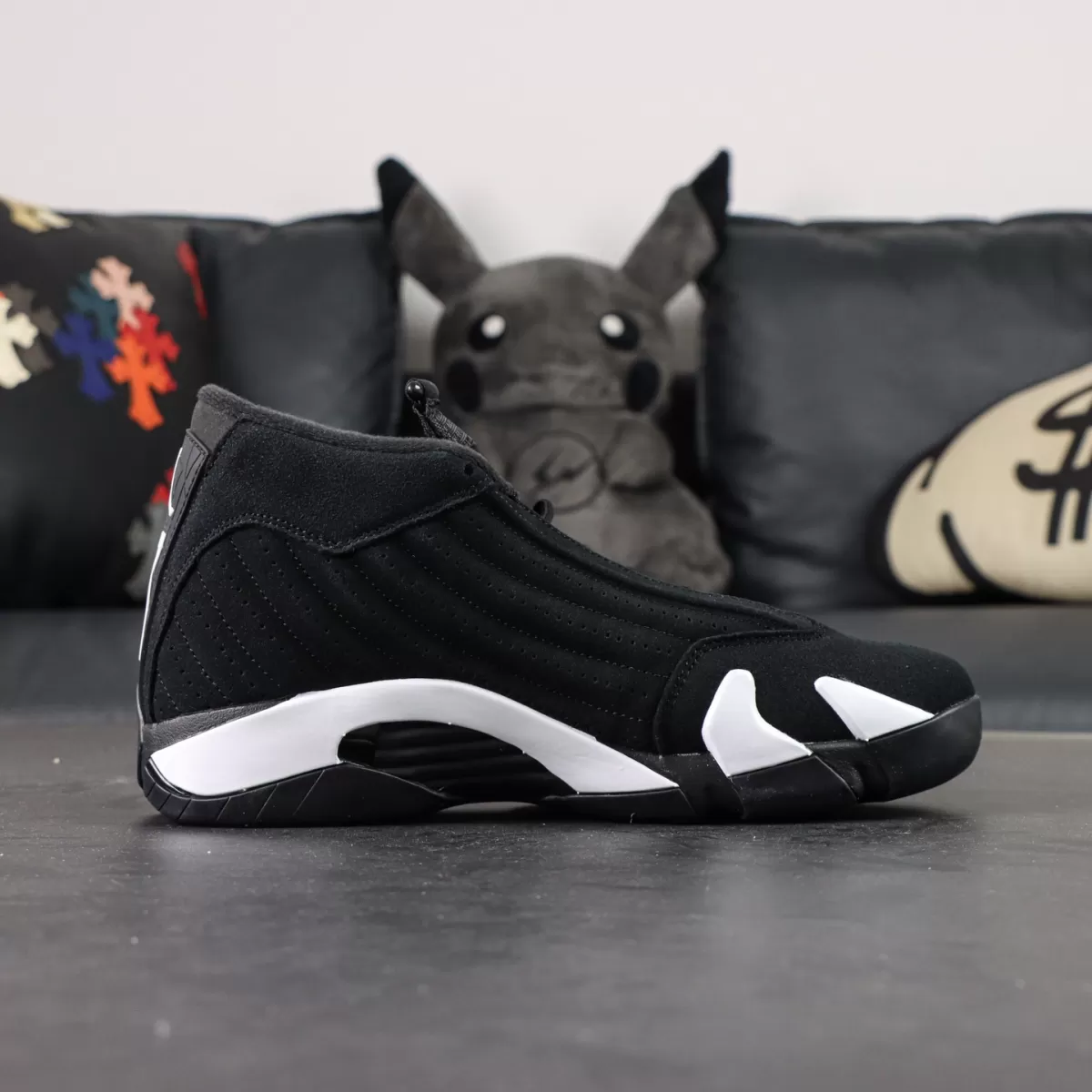 Air Jordan 14 Retro 'Black White' 487471-016