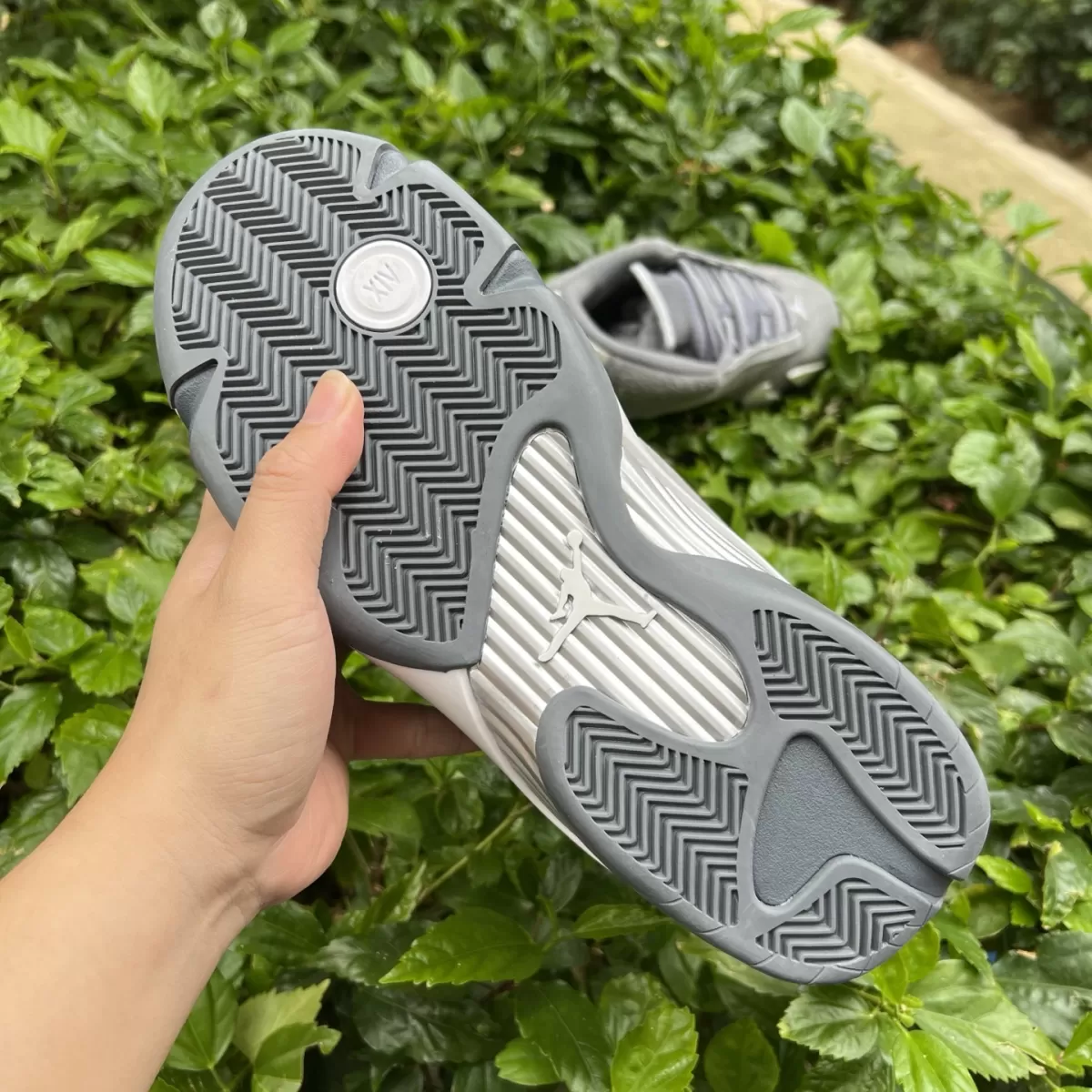 Air Jordan 14 Retro 'Flint Grey' FJ3460-012