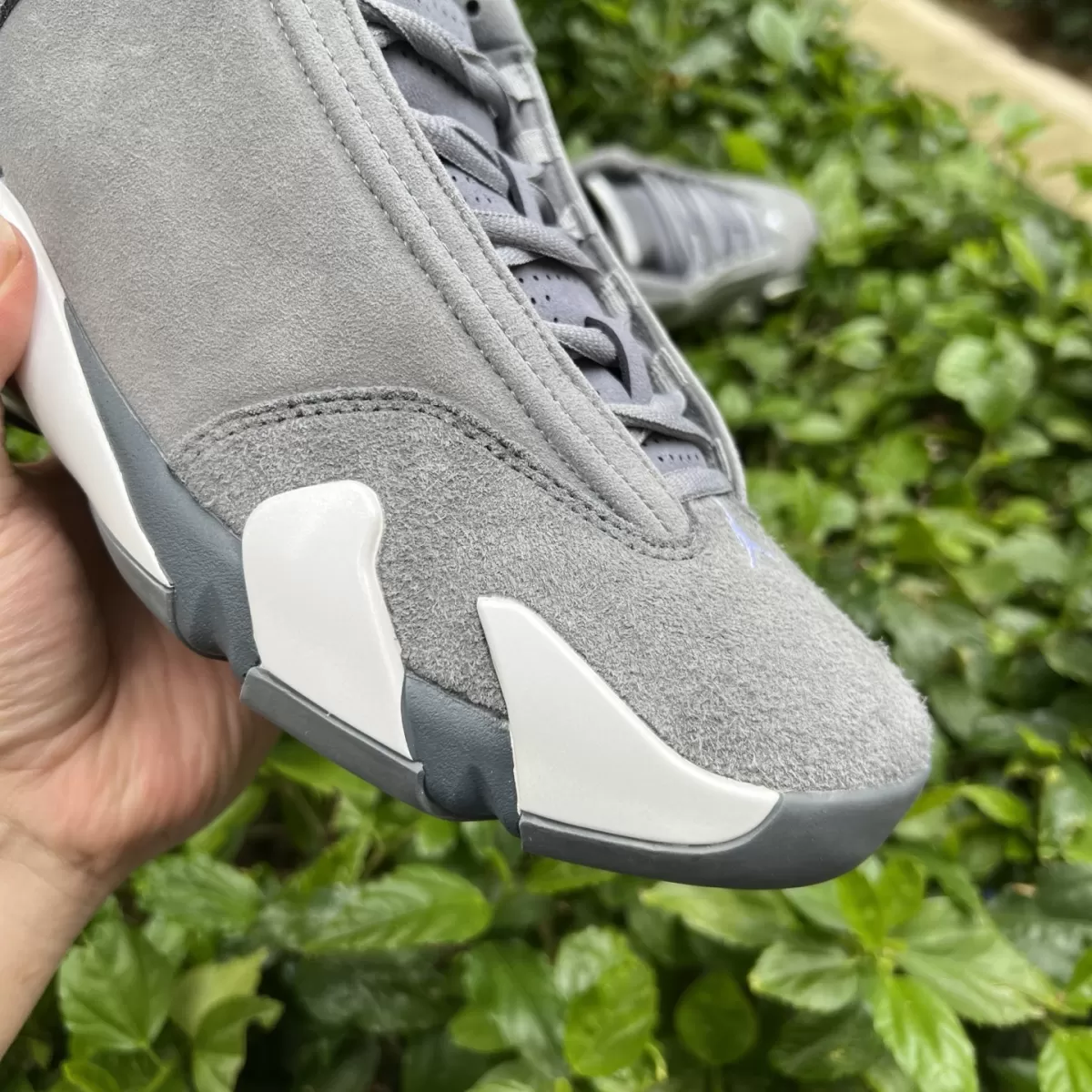 Air Jordan 14 Retro 'Flint Grey' FJ3460-012