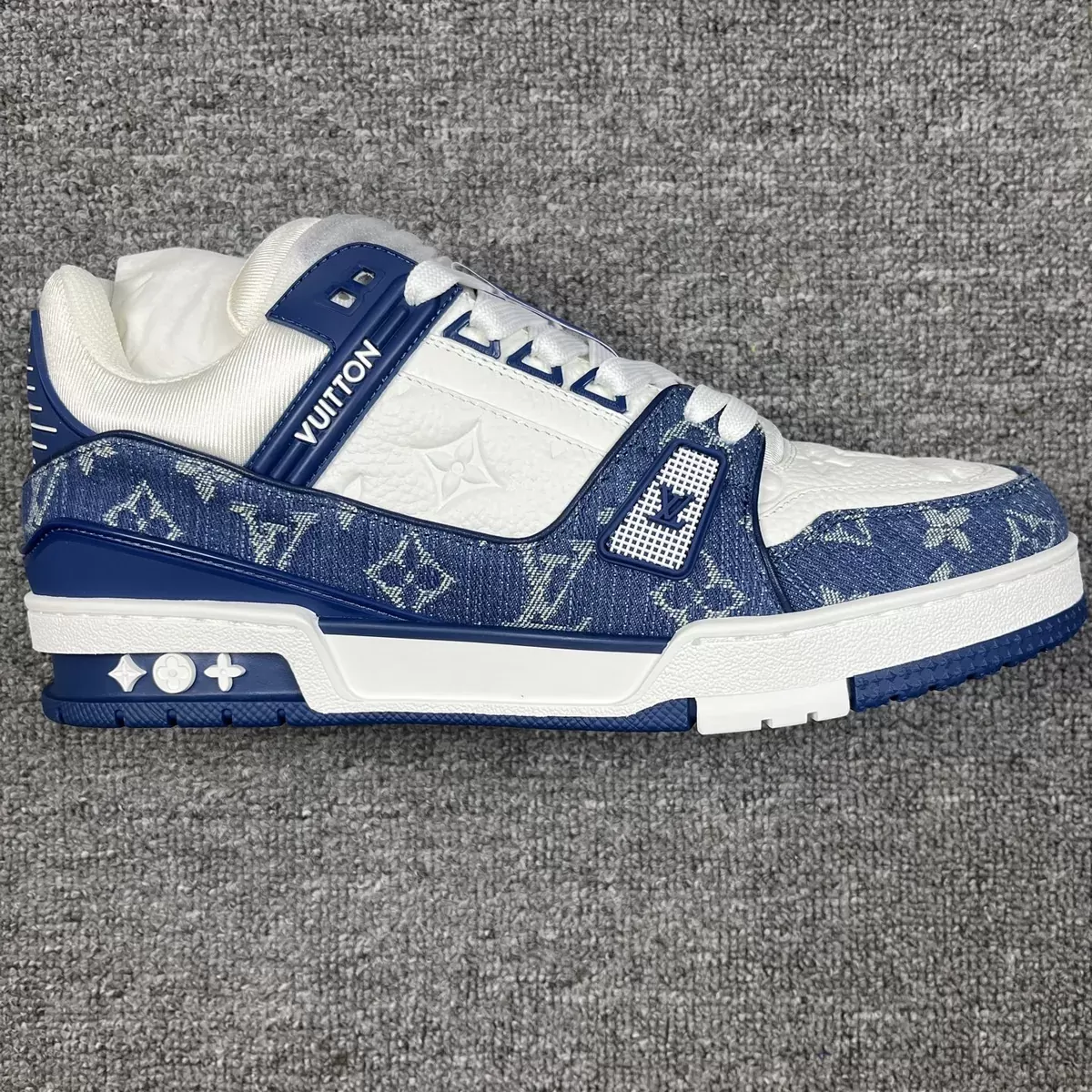 Louis Vuitton Wmns Trainer 'Monogram Denim - Light Blue' 1AC2AN