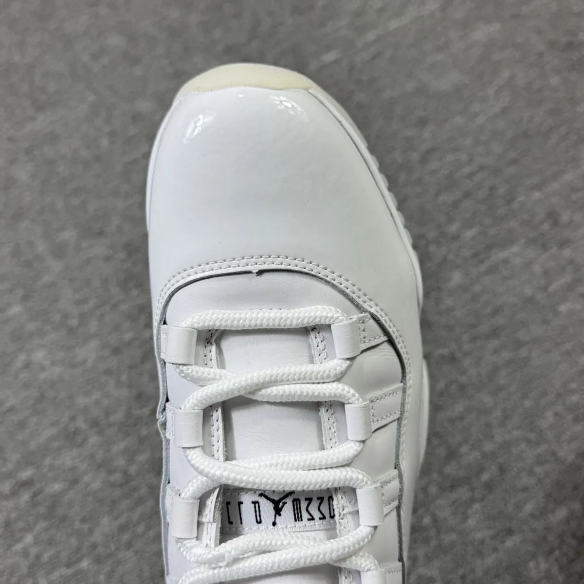 Comme des Garçons x Air Jordan 11 Retro 'White' IV7639-100