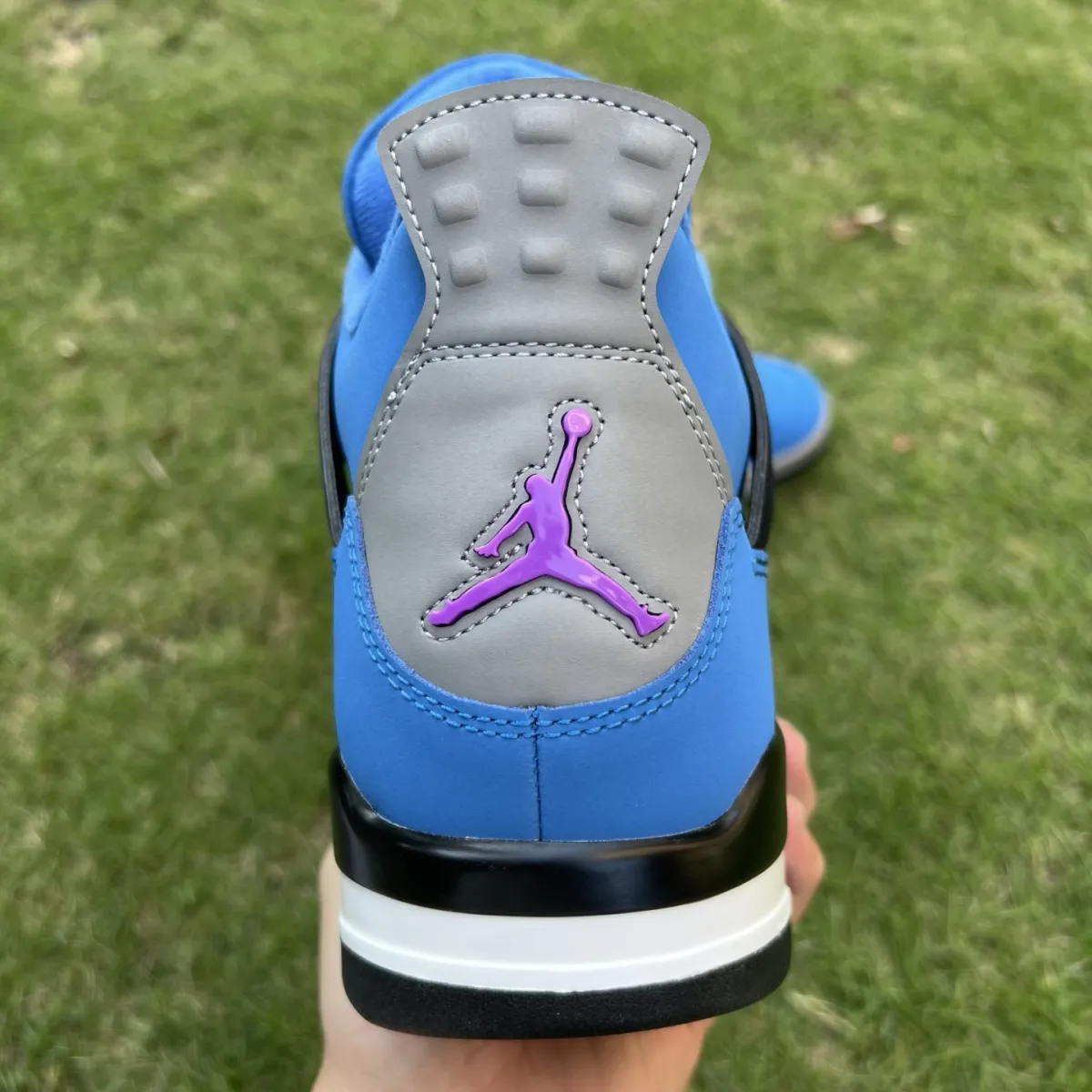 Eminem x Air Jordan 4 Retro 'Encore' 2027 JJ3098-400